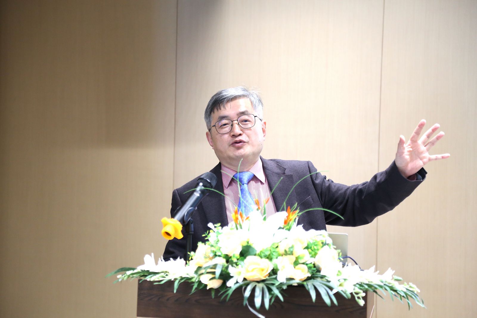 首页| 尊龙集团中国官方网站