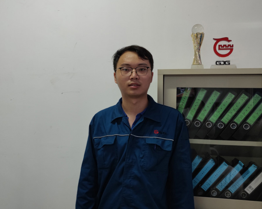 2022年度尊龙官方平台医药优异科技斗争者——胡隆建